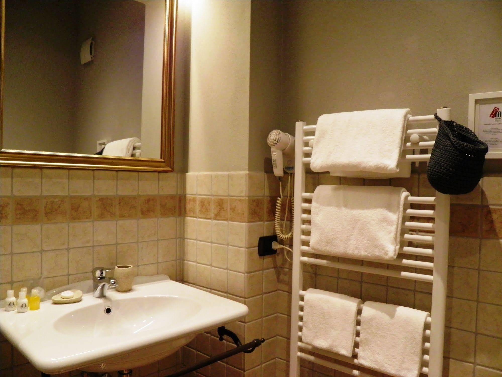 In Centro Charme Bed & Breakfast Bergamo Dış mekan fotoğraf