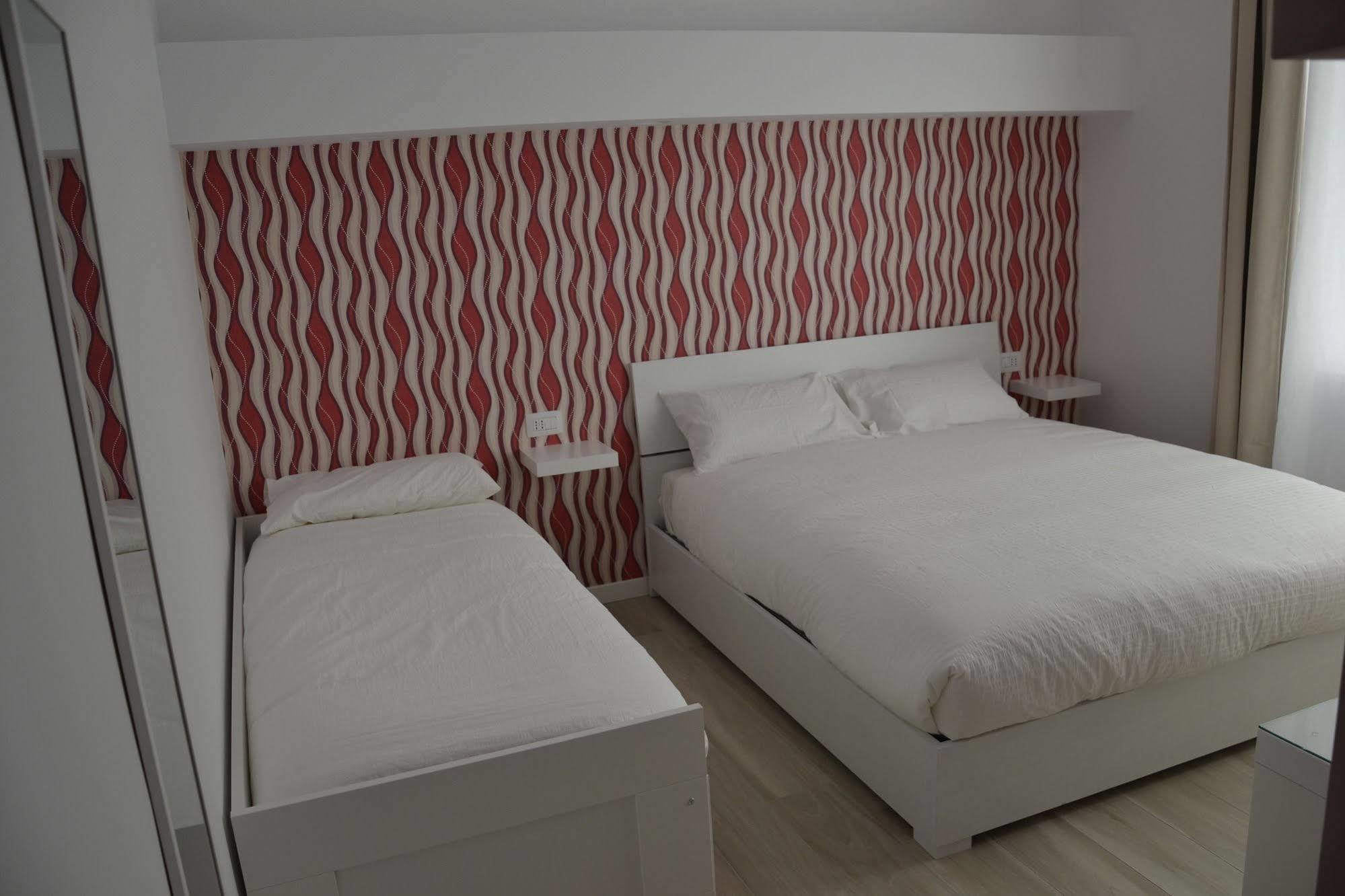 In Centro Charme Bed & Breakfast Bergamo Dış mekan fotoğraf